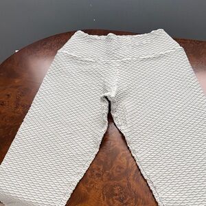 Booty by Brabants Textured Light Green Leggings